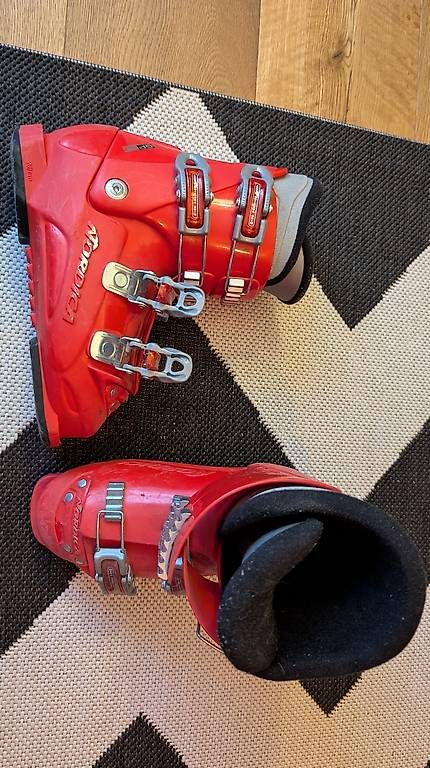 Schuhe für Jungen: Skischuhe Gr. 34 – Gebraucht aus Frick von Twolve 3