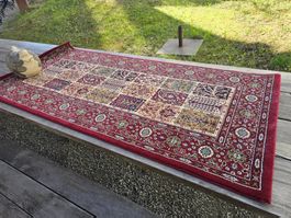 IKEA: Läufer Teppich rot gemustert 120x175