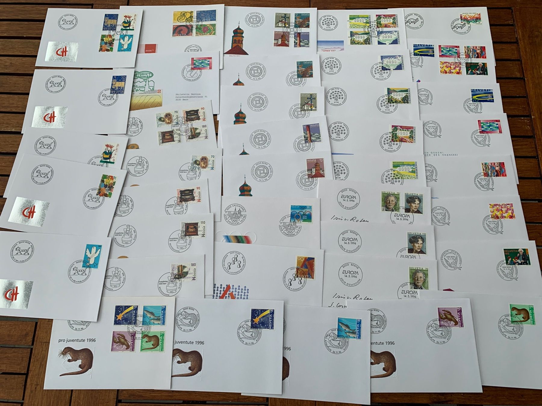 Tutti i francobolli: 1996 - 39 FDC - mit Einzelmarken - avec timbres isolés – Nuovo (secondo la descrizione) da Chavornay venduto da 4dphila