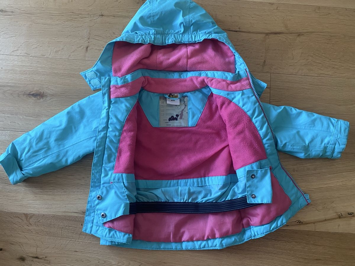 Jacken & Mäntel: Winterjacke 86/92 hellblau/pink – Gebraucht aus Neerach von Sixtine 2