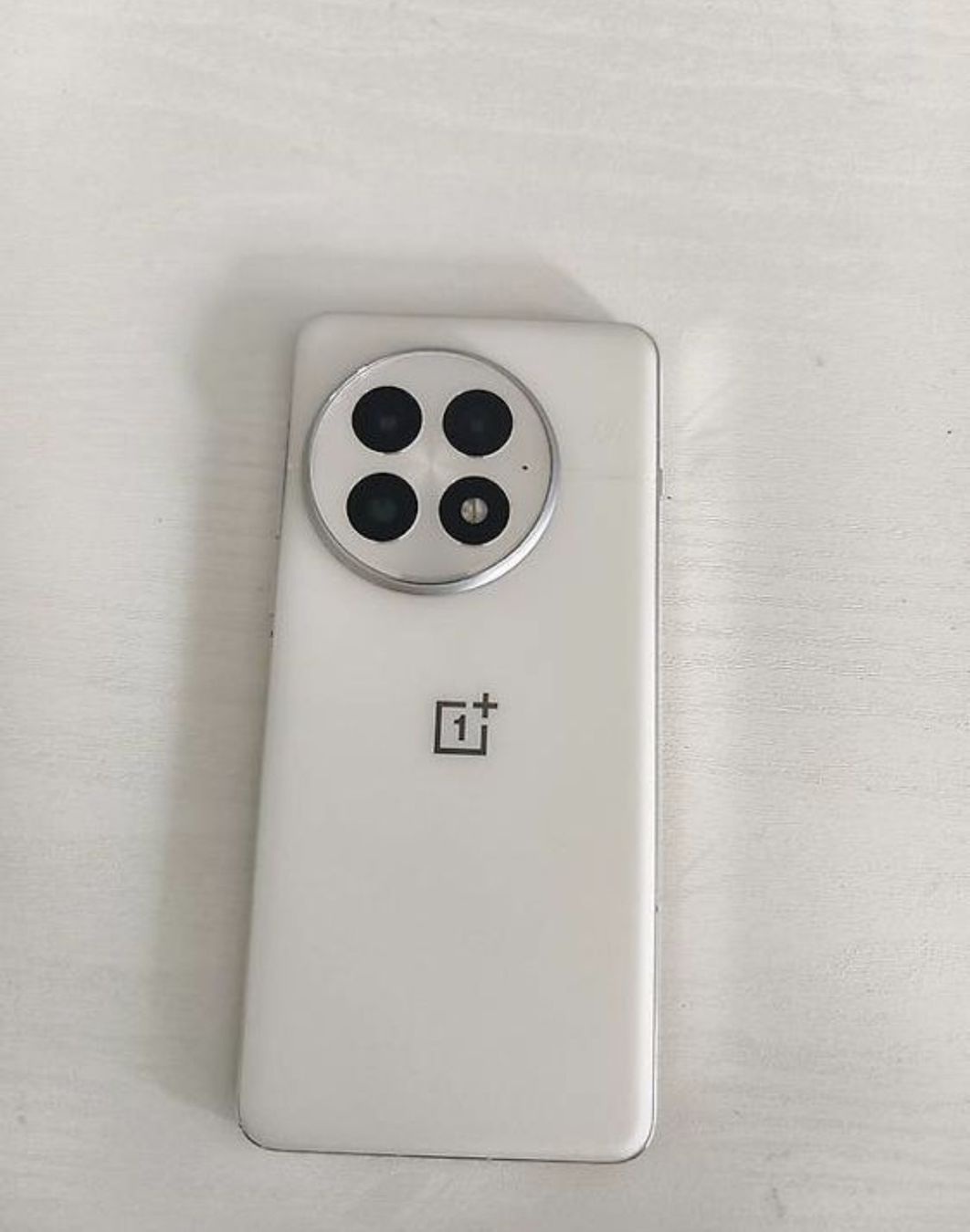 OnePlus Telefoni cellulari / Smartphones: Oneplus 13 version chine 12/256gb – Usato da Delémont venduto da man_gpn6