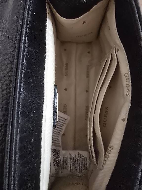 Sacs femmes: Guess Mini Handtasche in Schwarz – D'occasion à Grenchen par sja_klm2 2