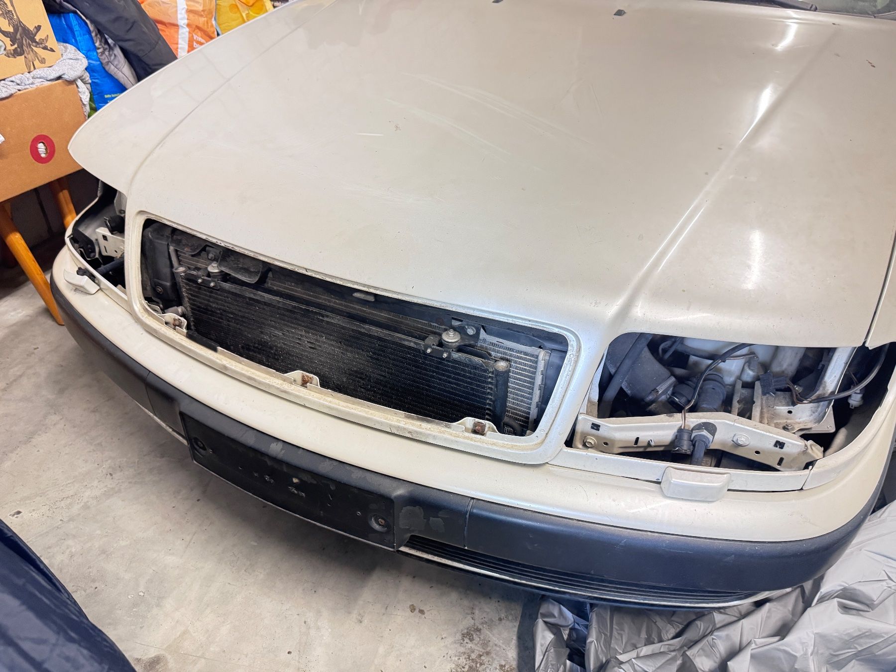 Audi Automobili: audi 100 avant quattro – Difettoso da neunkirch venduto da Casavecchia 1