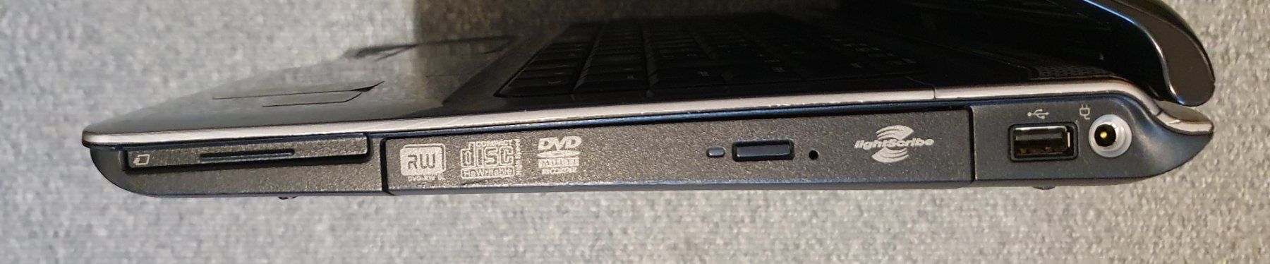 Hewlett Packard Notebook: HP Pavilion DV 6700, Antix Linux, Nvidia Geforce 7150M – Usato da Winterthur venduto da E-Frosch 3