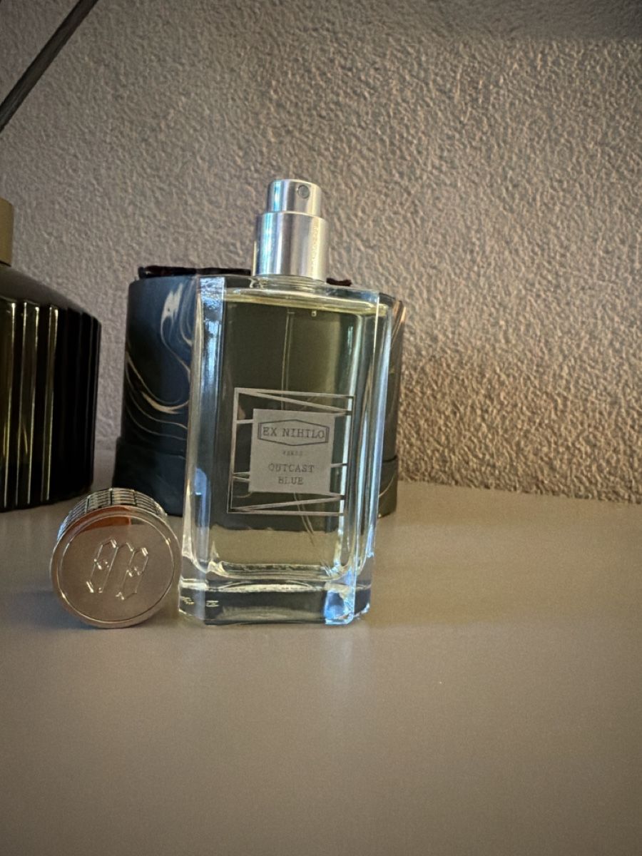 Profumi & Eau de Toilette: Ex Nihilo Outcast Blue 100ml - Eau de Parfum - Unisex – Nuovo (secondo la descrizione) da Zürich venduto da mro_d2d8 1