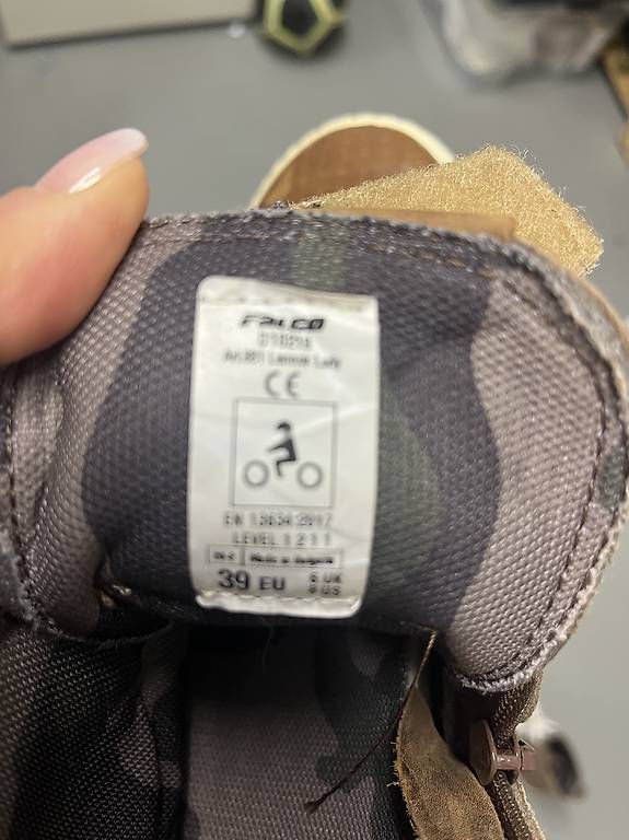 Scarpe da uomo:  Mottorradsneakerschuhe mit Schutzfunktion Gr:39 – Usato da Mellingen venduto da mhe_bhc7 2