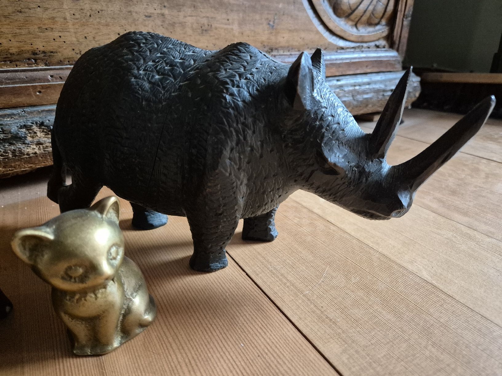 Statuette: lot de 4 sculptures – Usato da Chambrelien venduto da Zebz 2
