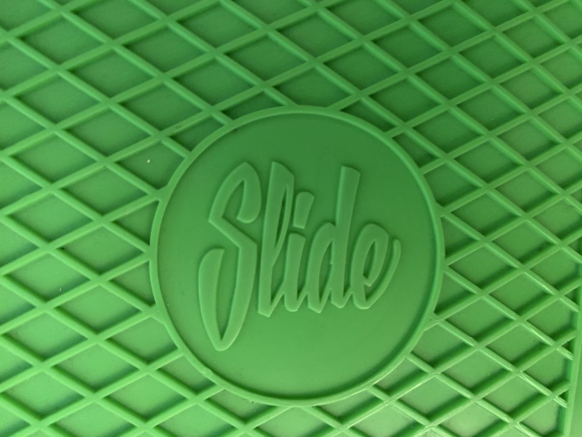 Slide Skateboards: Slide Skateboard 57cm w. Neu LED Rollen – Usato da Winterthur venduto da Darfweg 1