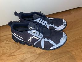 On Schuhe blau dunkel Grösse 38.5 gebraucht