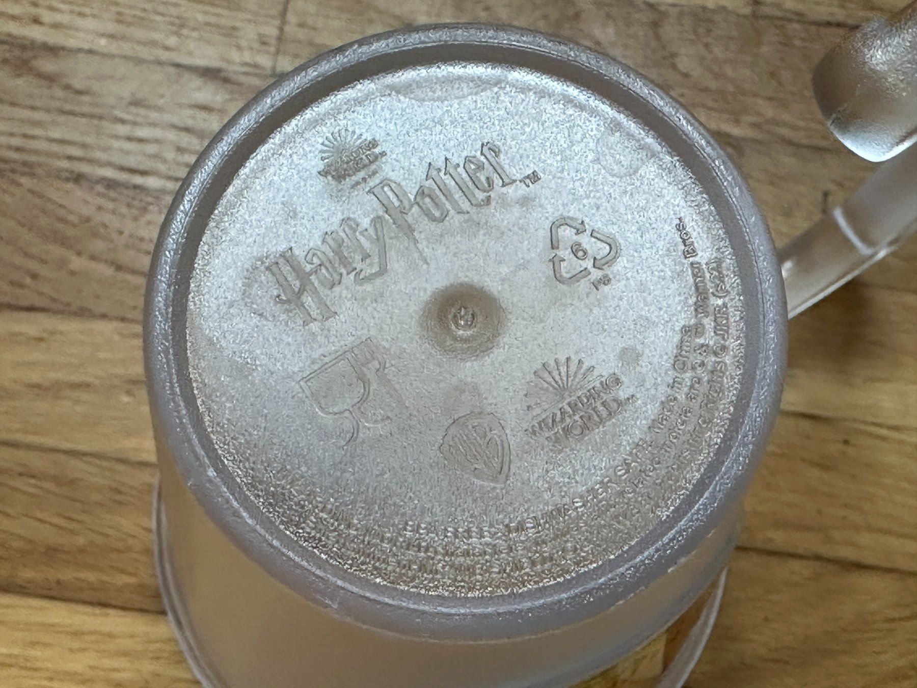 Tassen: Harry Potter Plastic Butter Beer Cup Mug – Gebraucht aus Lausanne von brixton 3