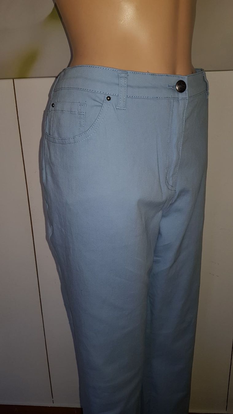 Jeans: PAOLA Jeans taille / Grosse 48 CH – Gebraucht aus Cossonay-ville von Super-Price-Quality 3