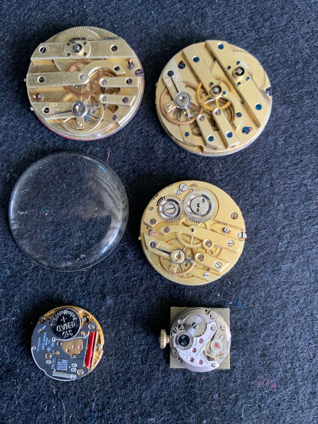 Montres: UHR-WERKE – D'occasion à Zimmerwald par daisy-5 1