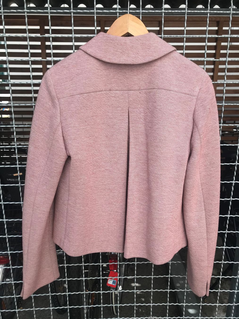 Akris Giacche: Wunderschöne Akris-Übergangsjacke in rosa – Usato da Zürich venduto da Salima03 1