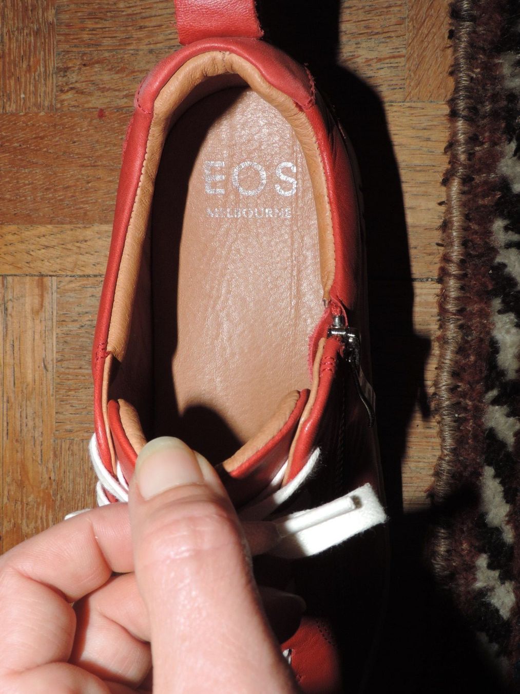 Scarpe da donna: baskets en cuir rouge EOS Melbourne – Usato da Genève venduto da Axelle333 8
