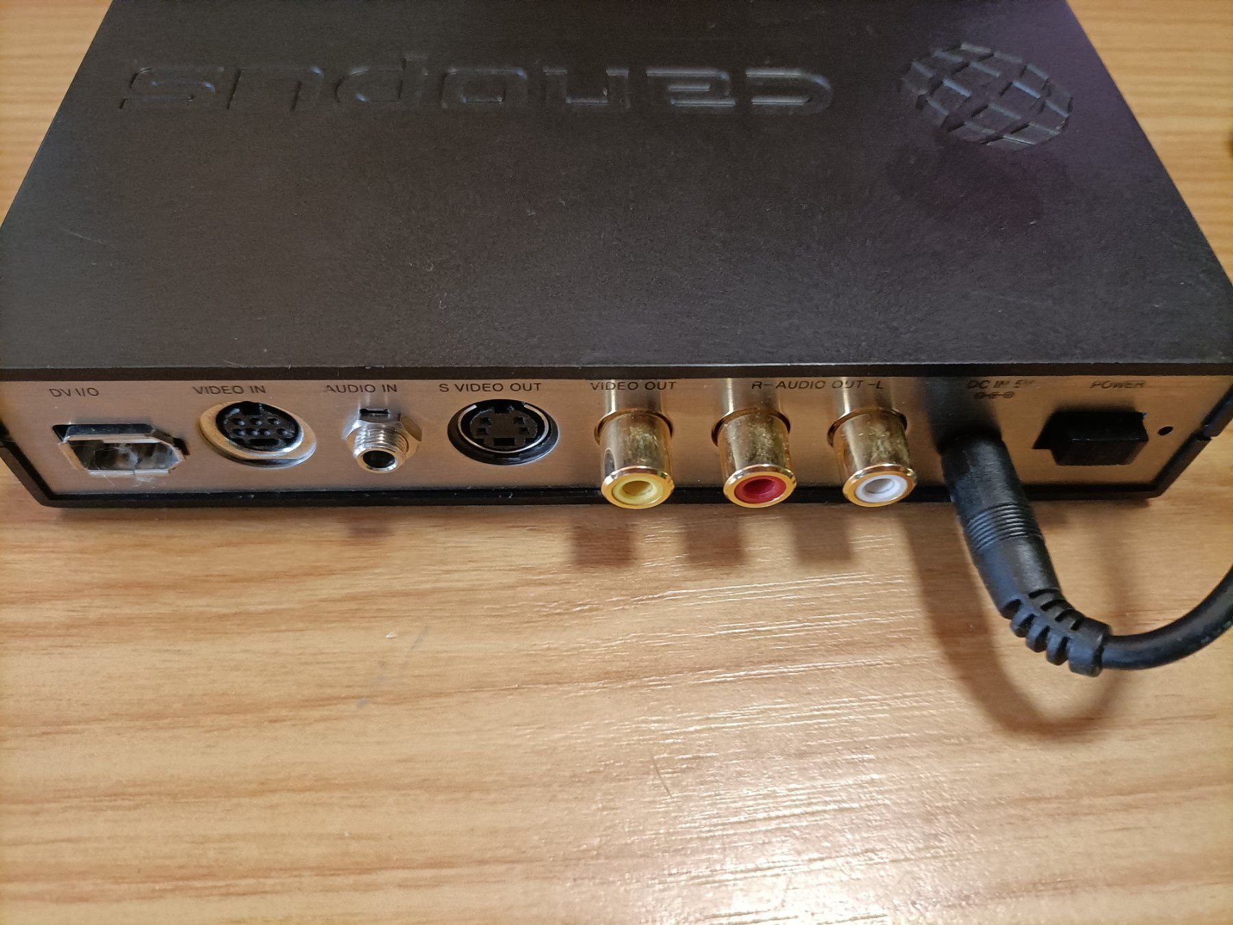 Convertitori: Canopus ADVC-100 Analog / Digital Video Converter Set – Usato da Schöftland venduto da Snacketti7 4