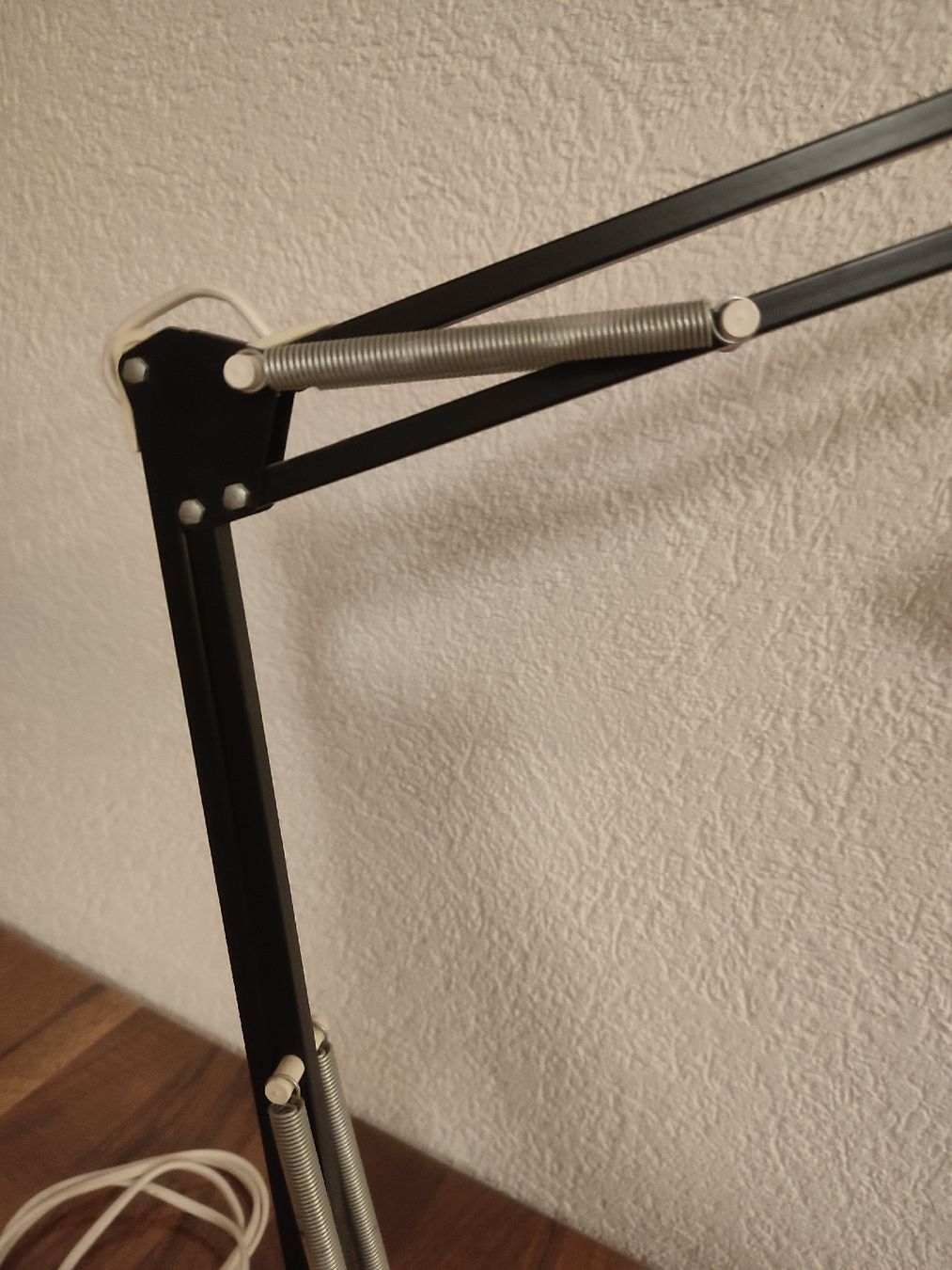 Lampen: Lampe d'architecte vintage TWIST 1970' – Gebraucht aus Bougy-Villars von Vogue 3