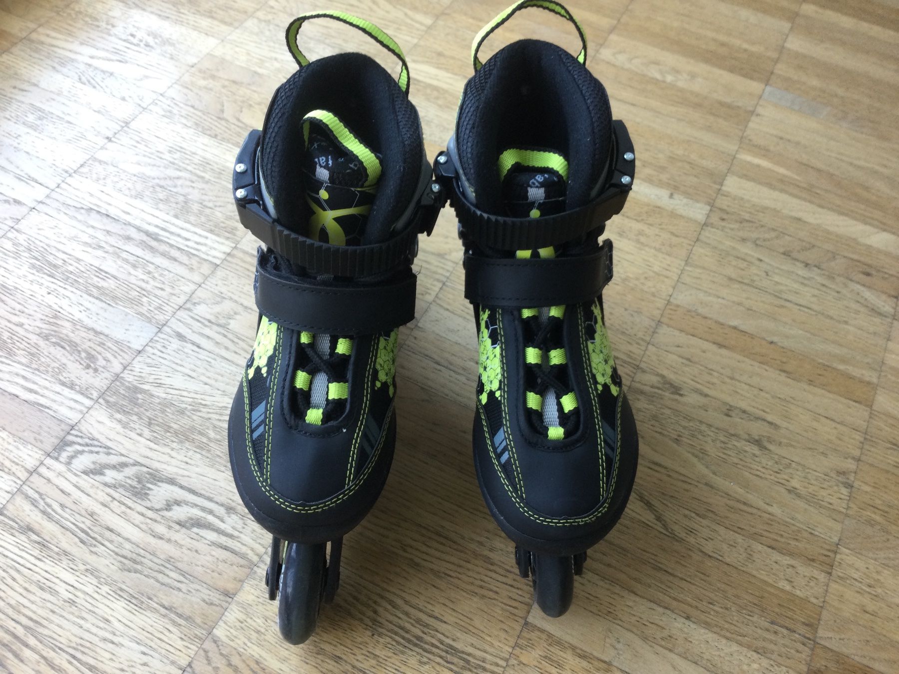 Inline-Skating & Rollschuhe: Kinder Inline Skates Gr. 29-33 – Gebraucht aus Zürich von  2