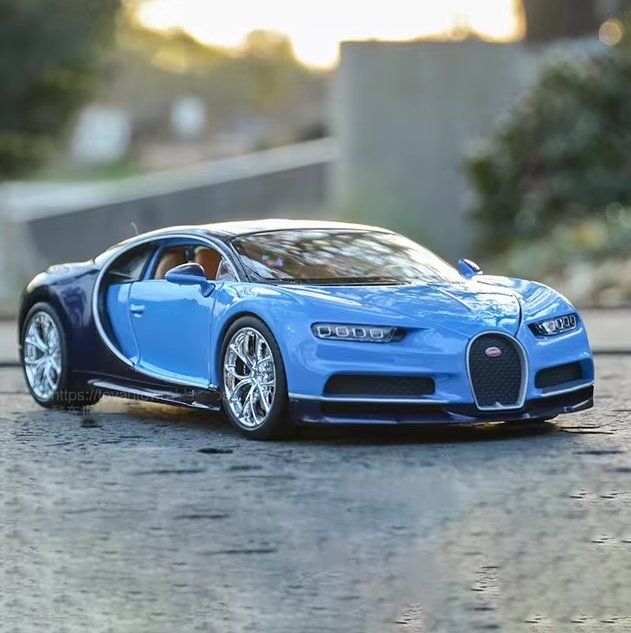 Bugatti Modellautos: Bugatti Chiron Modellauto 1/24 (blau) – Neu und originalverpackt aus Ettingen von SwissHellcat
