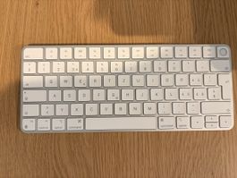 Apple Magic Keyboard mit Touch ID, OVP und Kabel