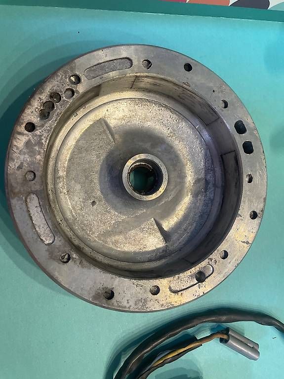 Piaggio Ciclomotori: Piaggio Ciao Schwungrad+Stator elektrisch Motor – Usato da Vitznau venduto da amischweiz 1