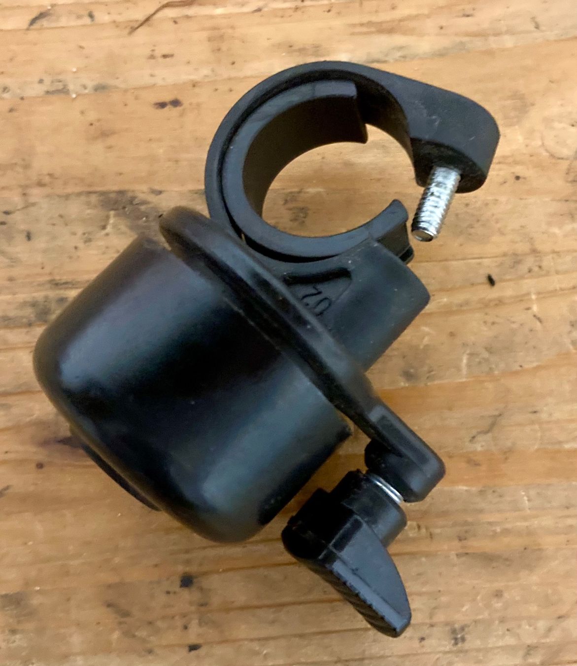 Pezzi di ricambio: Sonnette de vélo noire, comme neuve – Usato da Cousset venduto da xgi_c7z6
