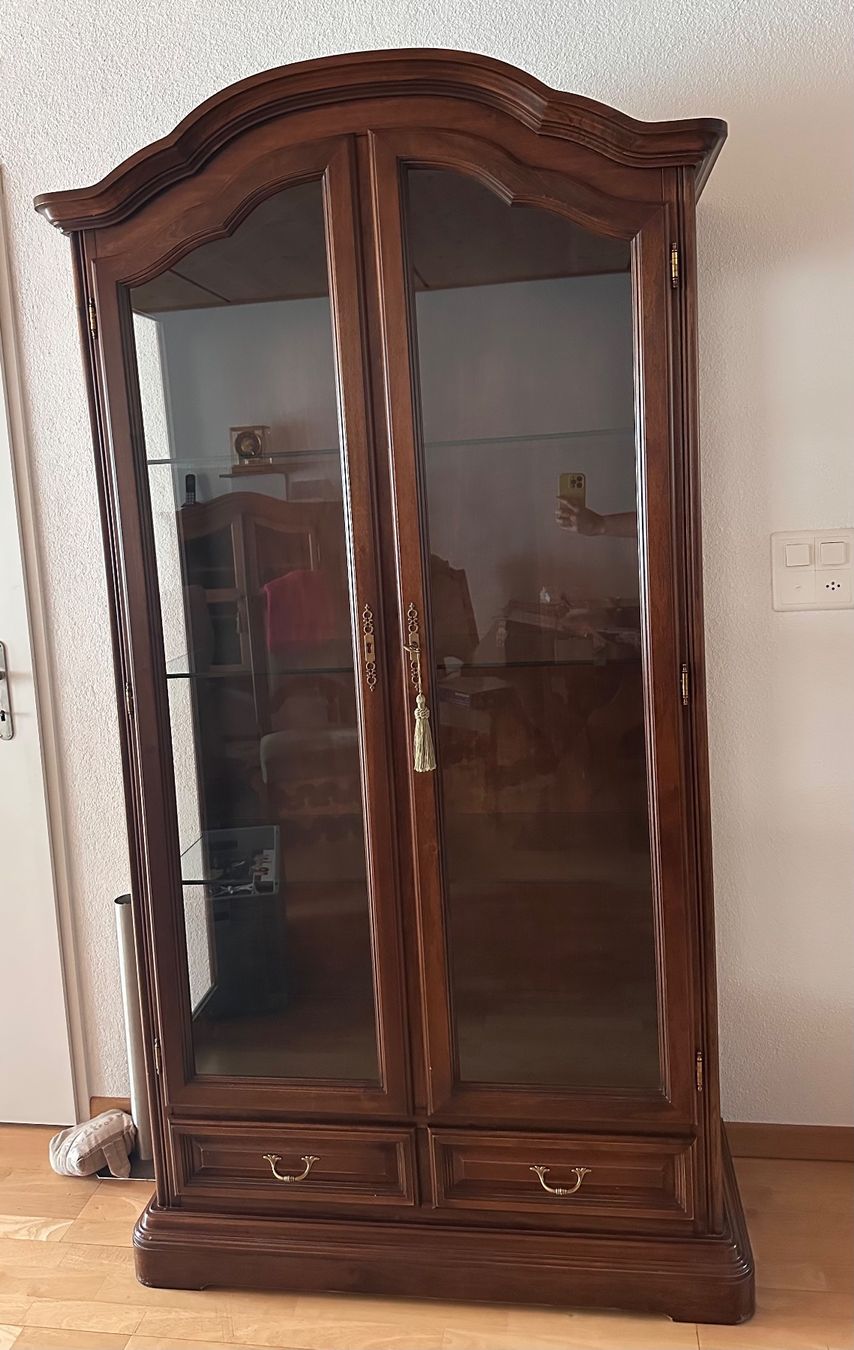 Vitrinen: Vitrine Holz – Gebraucht aus Uetikon am See von manoka1