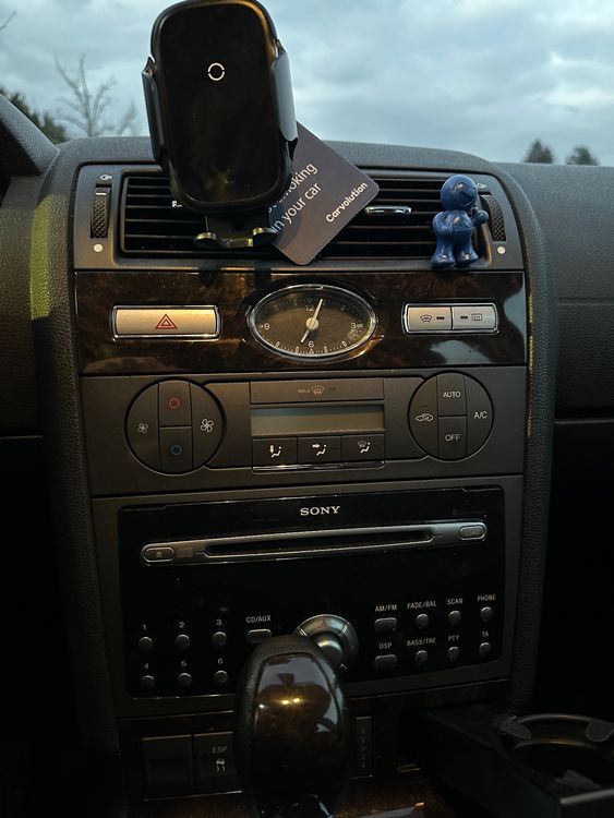 Ford Mondeo 2.5 V6 8