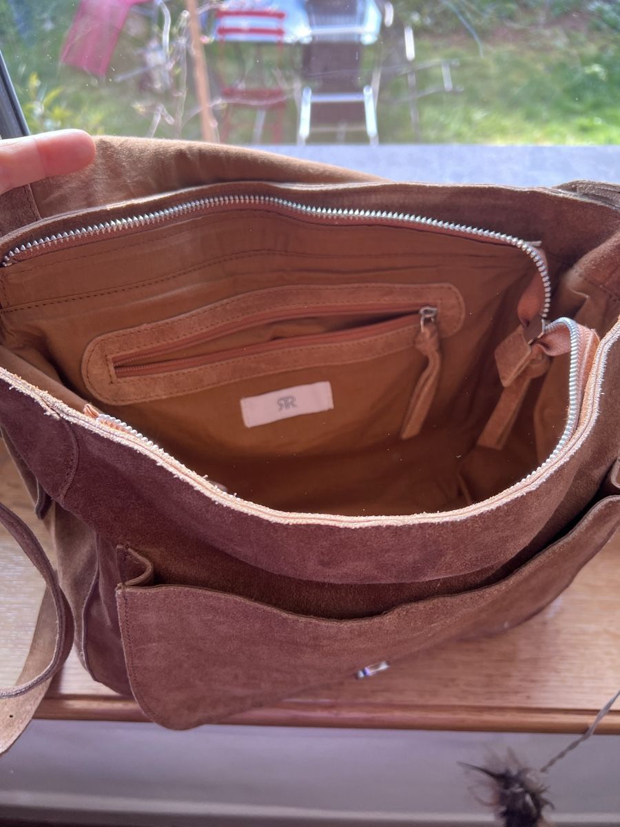 Scarpe da donna: Wildlederstiefel und Tasche – Usato da Bern venduto da zanie 4