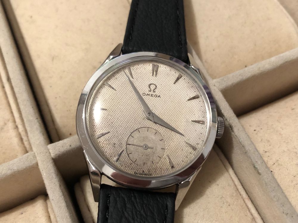 Montre Ancienne Art Déco Argentée - Fonctionne Mais S'arrête - À Réviser