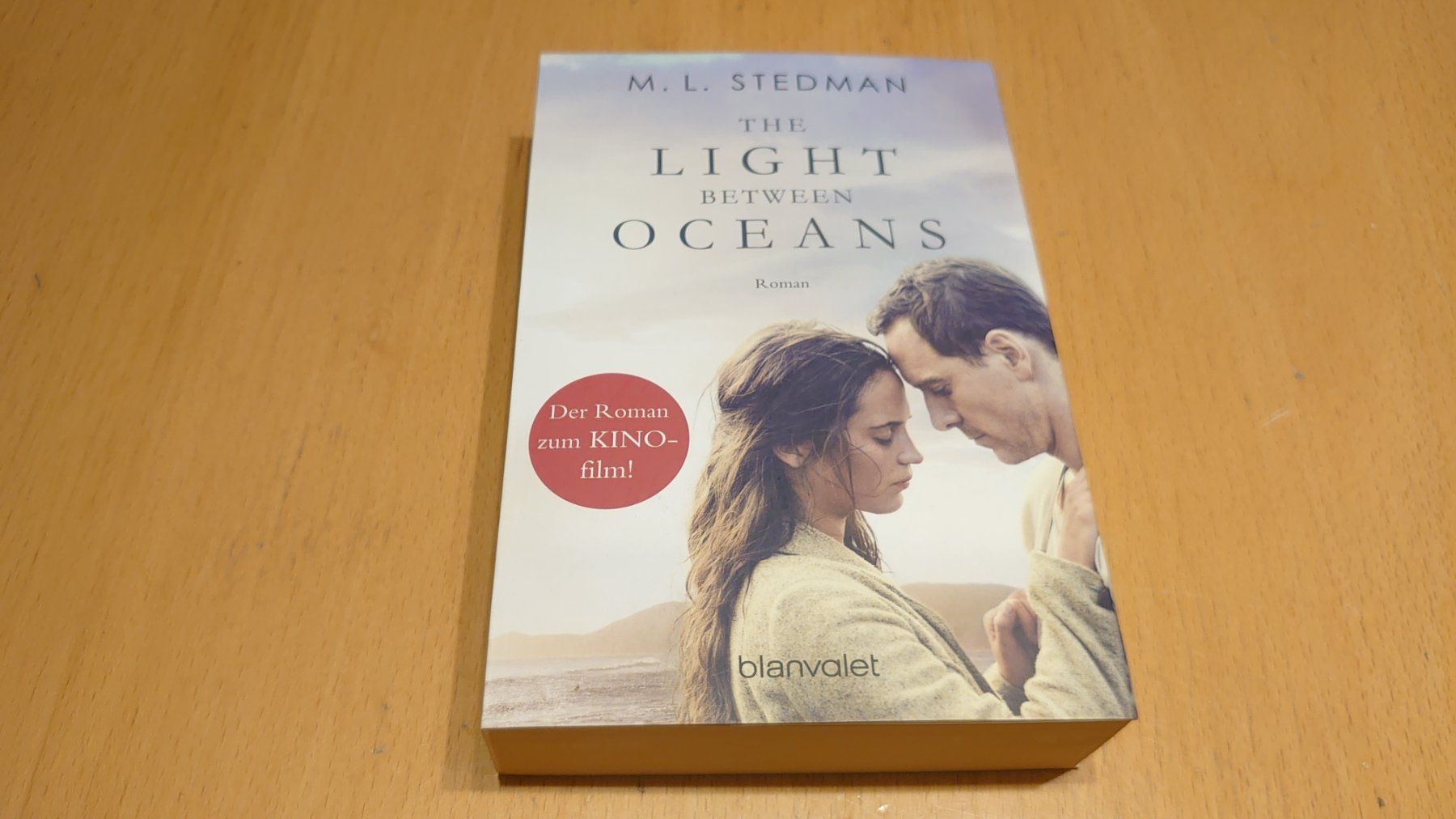 Bücher: M.L.Stedman - The Light between Oceans – Gebraucht aus Kirchberg BE von Myford
