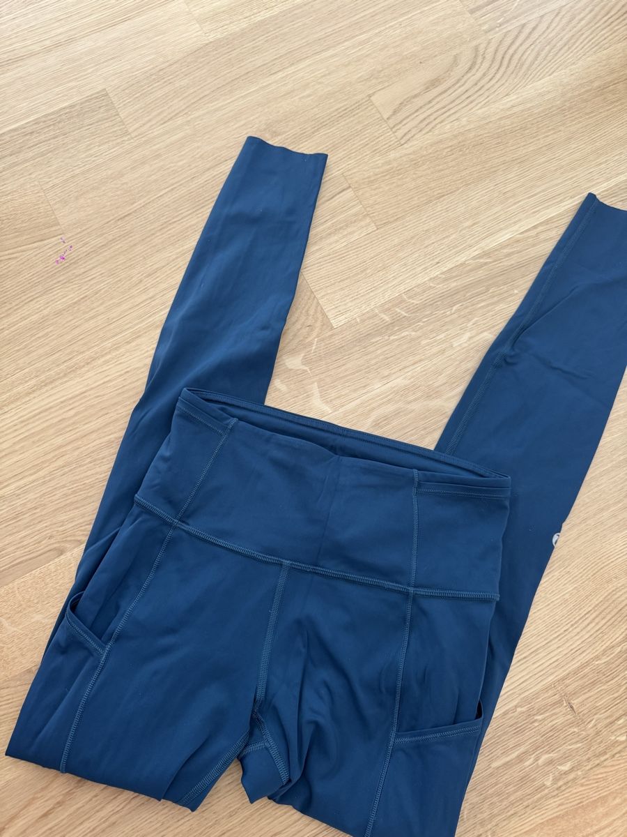 Lululemon Leggings: Lululemon Leggings Grösse 6 – D'occasion à Zürich par viv_q97j 1