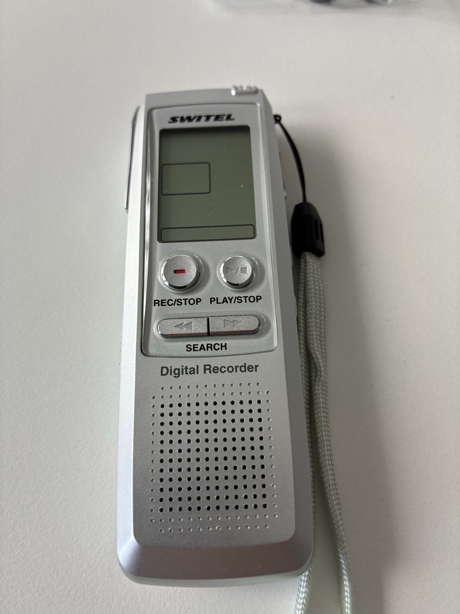 Registratori: Switel Digital Voice Recorder, Diktiergerät  – Usato da Chur venduto da Knokno199 2
