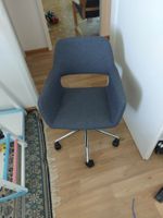 Bürostuhl grau mit Rollen guter zustand