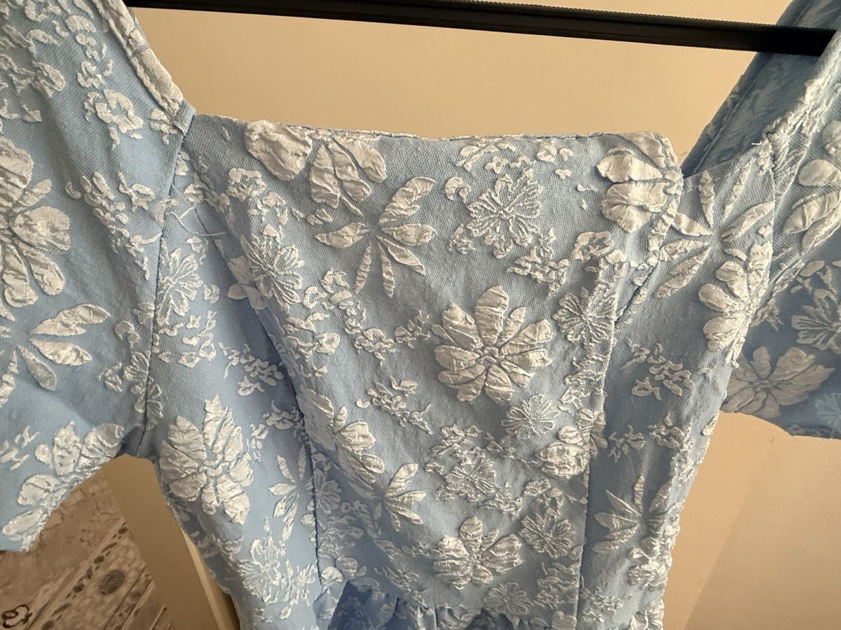 Robes et jupes: Wunderschönes neues Kleid  – Neuf (Voir description) à Benglen par Shamily 2