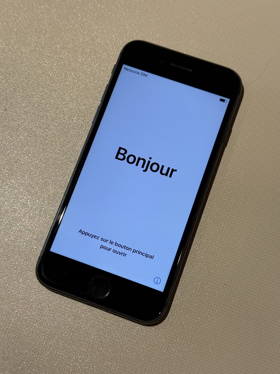 Apple Handys / Smartphones: iPhone 8 64GB nero usato funzionante – Gebraucht aus Glis von dor_b2nc