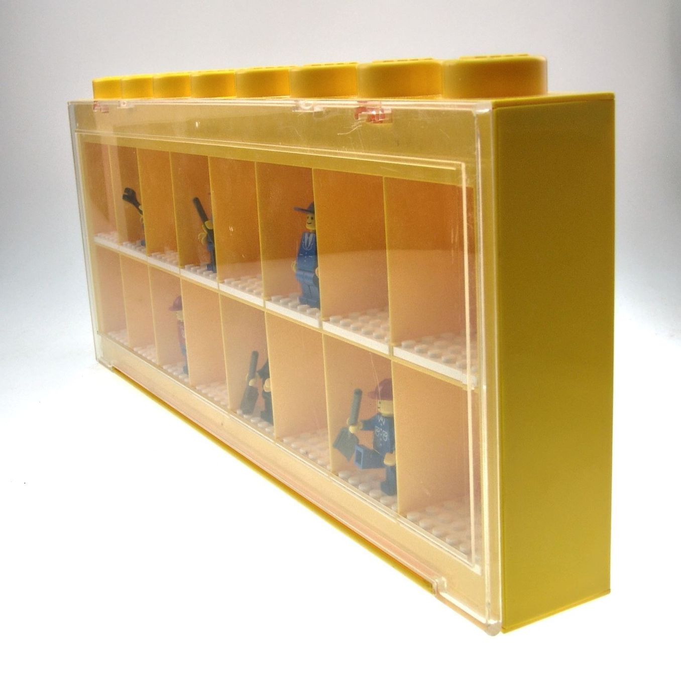 Lego Giocattoli: Lego Ausstellbox mit 6 Figuren – Usato da Langenthal venduto da TolleGeschenke2026 2