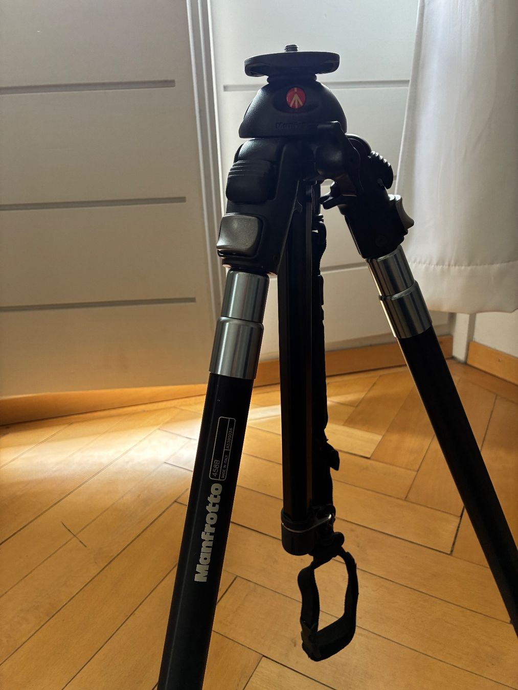 Manfrotto Stative & Stativköpfe: Neotec Manfrotto 458B Nur einmal gebraucht – Neu (gemäss Beschreibung) aus Fribourg von waves55 4