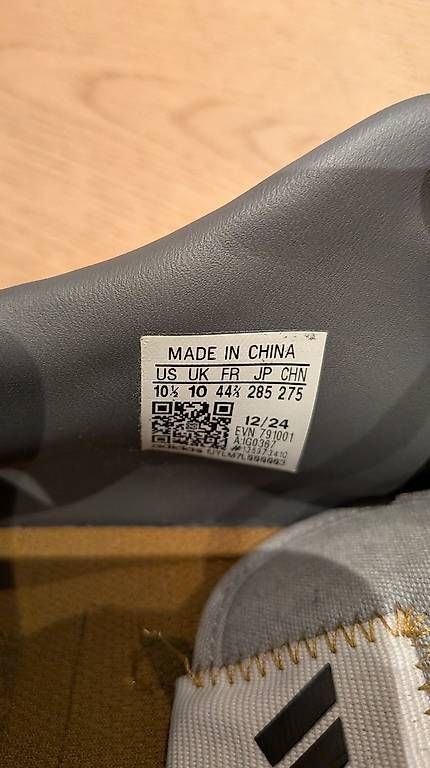 Scarpe da uomo: FiveTen Adidas MTB Schuhe 44 2/3 – Usato da Triboltingen venduto da Nearcom