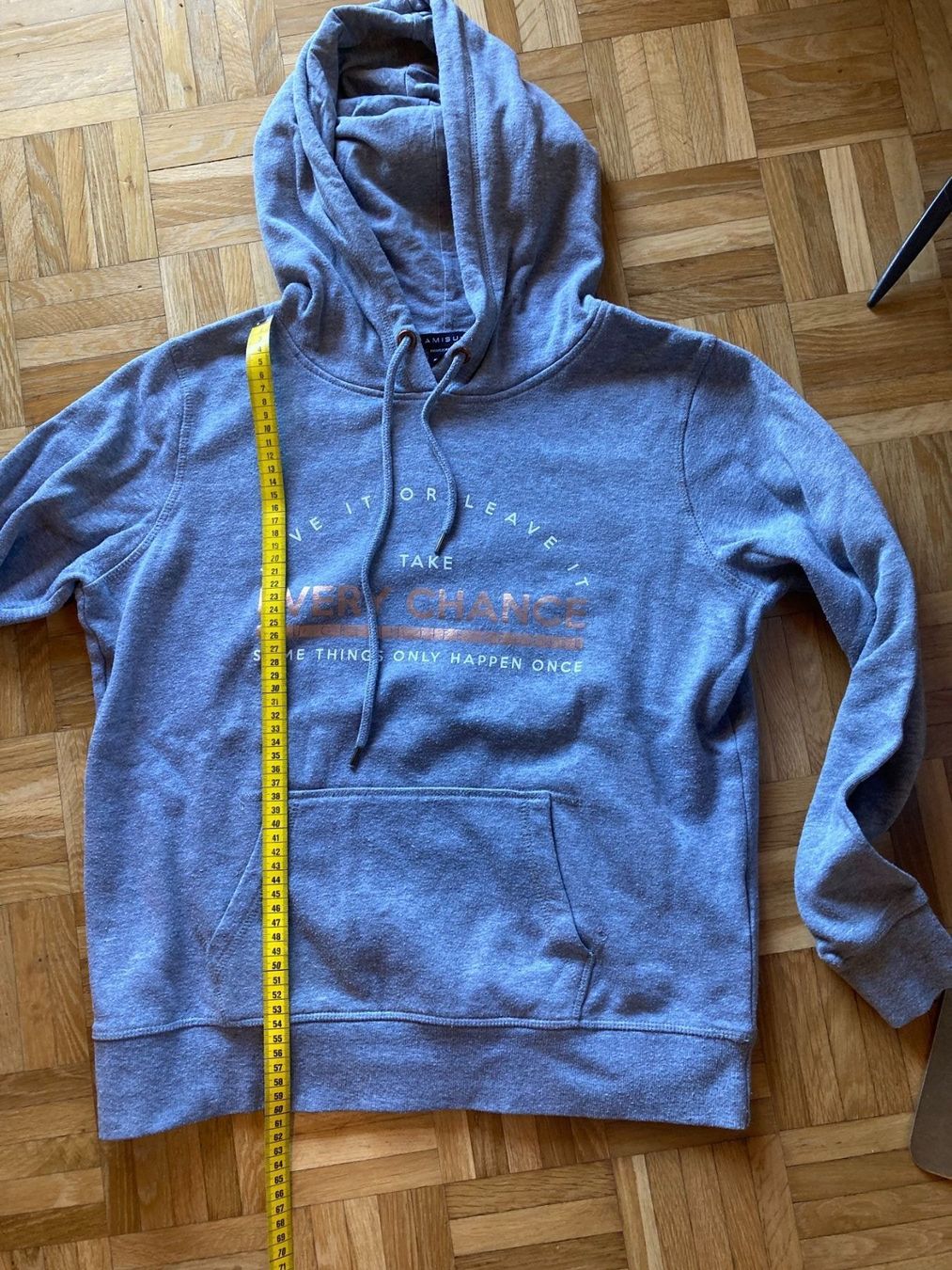 Pulls & Sweat-shirts: Swetshirt – D'occasion à Balsthal par dasesaro 1