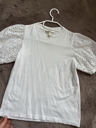H&M T-Shirt, weiss, Lochstickerei-Ärmel, Gr. XS
