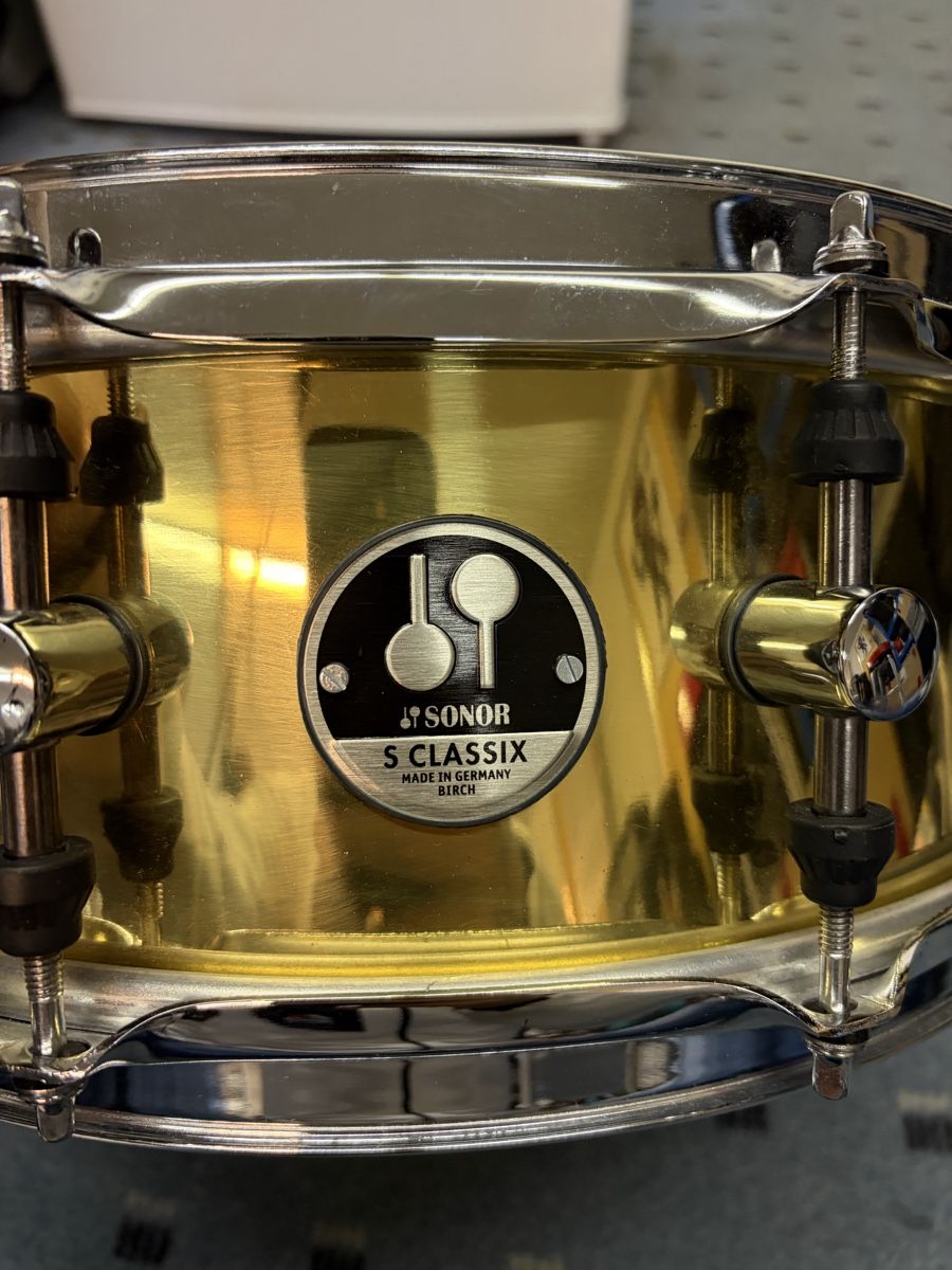 Sonor Musikinstrumente: Sonor S-Classix Messing Snare 14x5 – Gebraucht aus Bachenbülach von smosmo