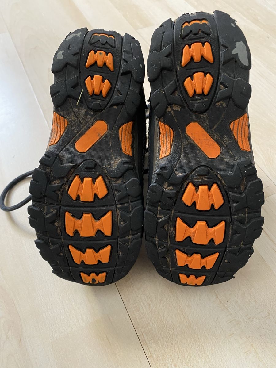 Trevolution Scarpe per ragazzi: Kinder Wanderschuhe, Grösse 29, Top Zustand – Usato da Volketswil venduto da Stutzmeili 1