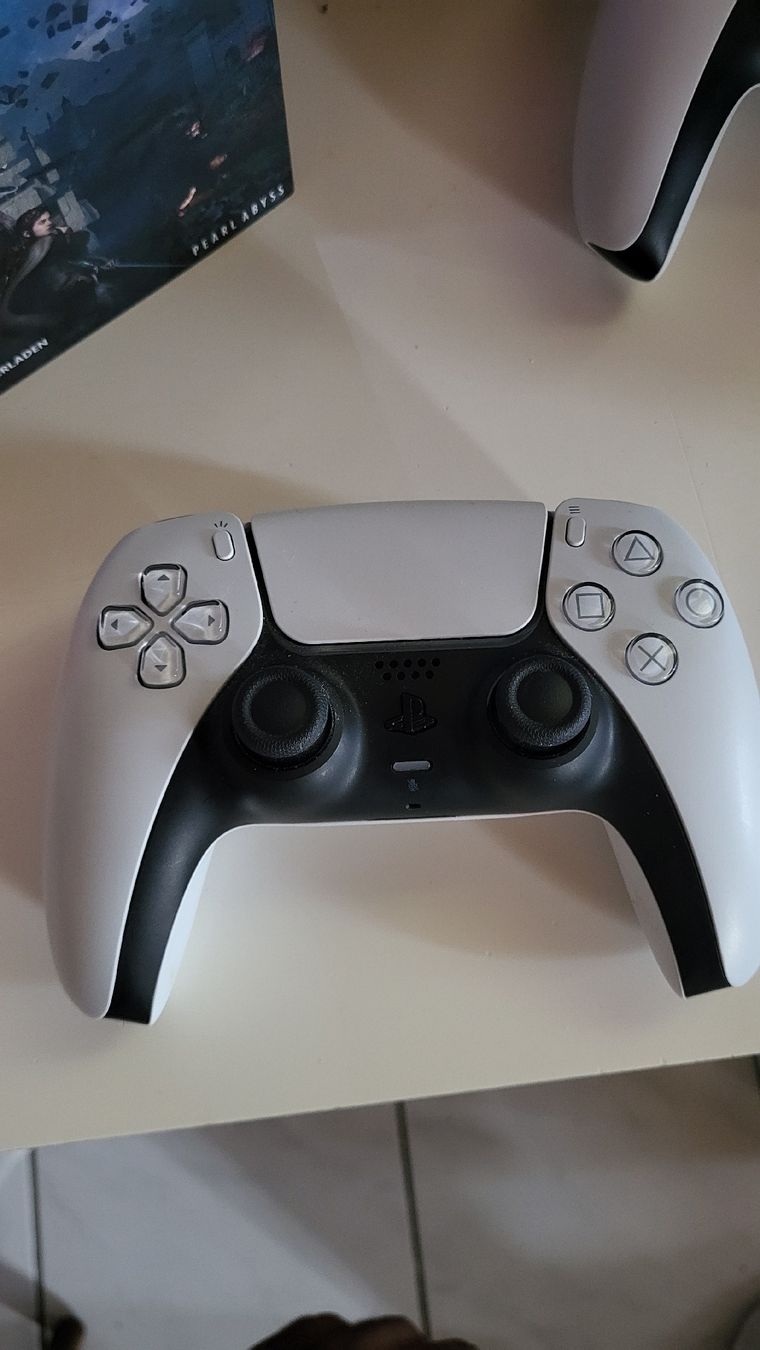 Sony Controller: Manette Sony Playstation 5 Dualsense – Usato da Tesserete venduto da Cat_b