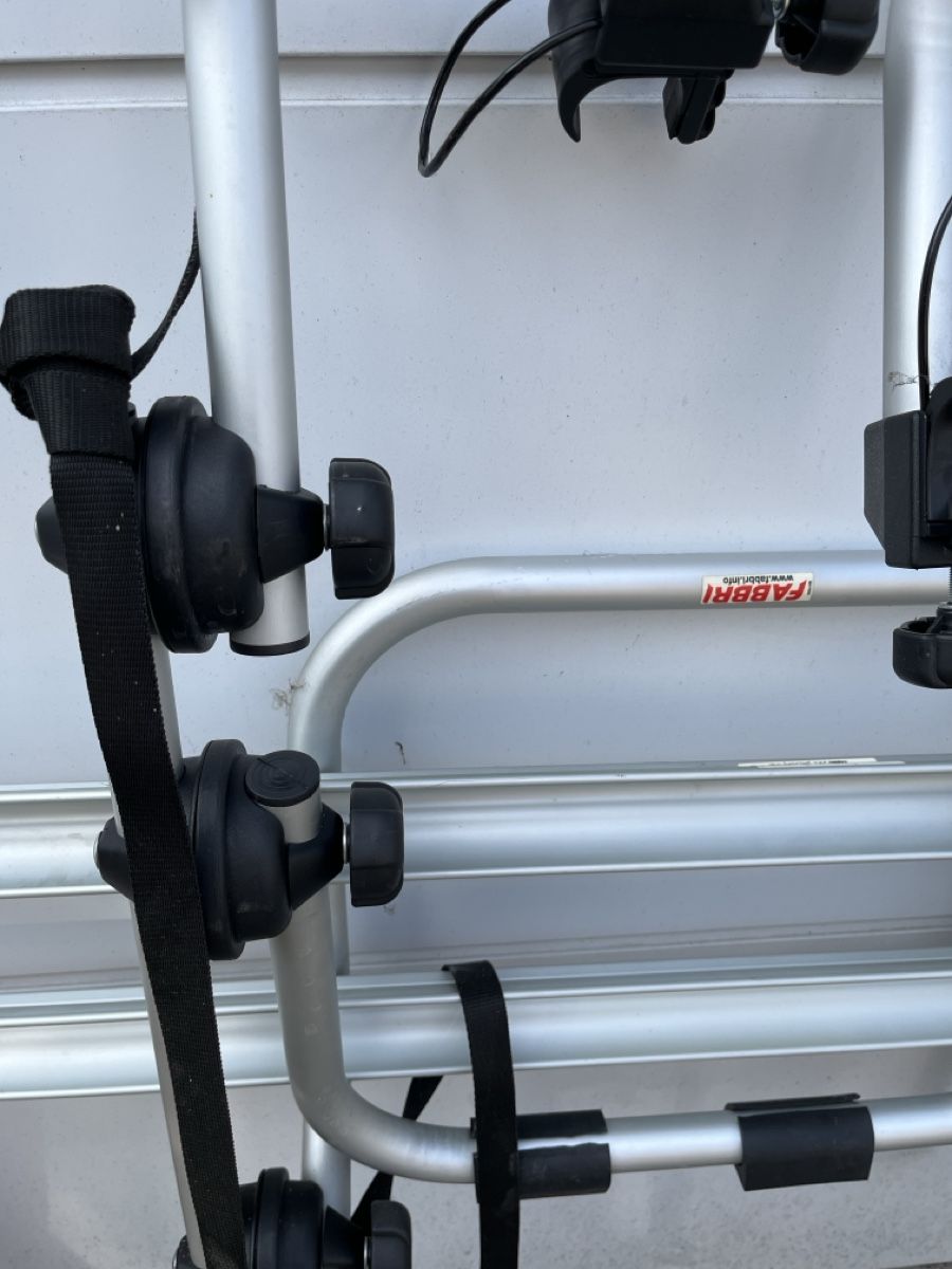 Supporti per biciclette: Fahrradträger – Nuovo (secondo la descrizione) da Herrliberg venduto da Pepita 2