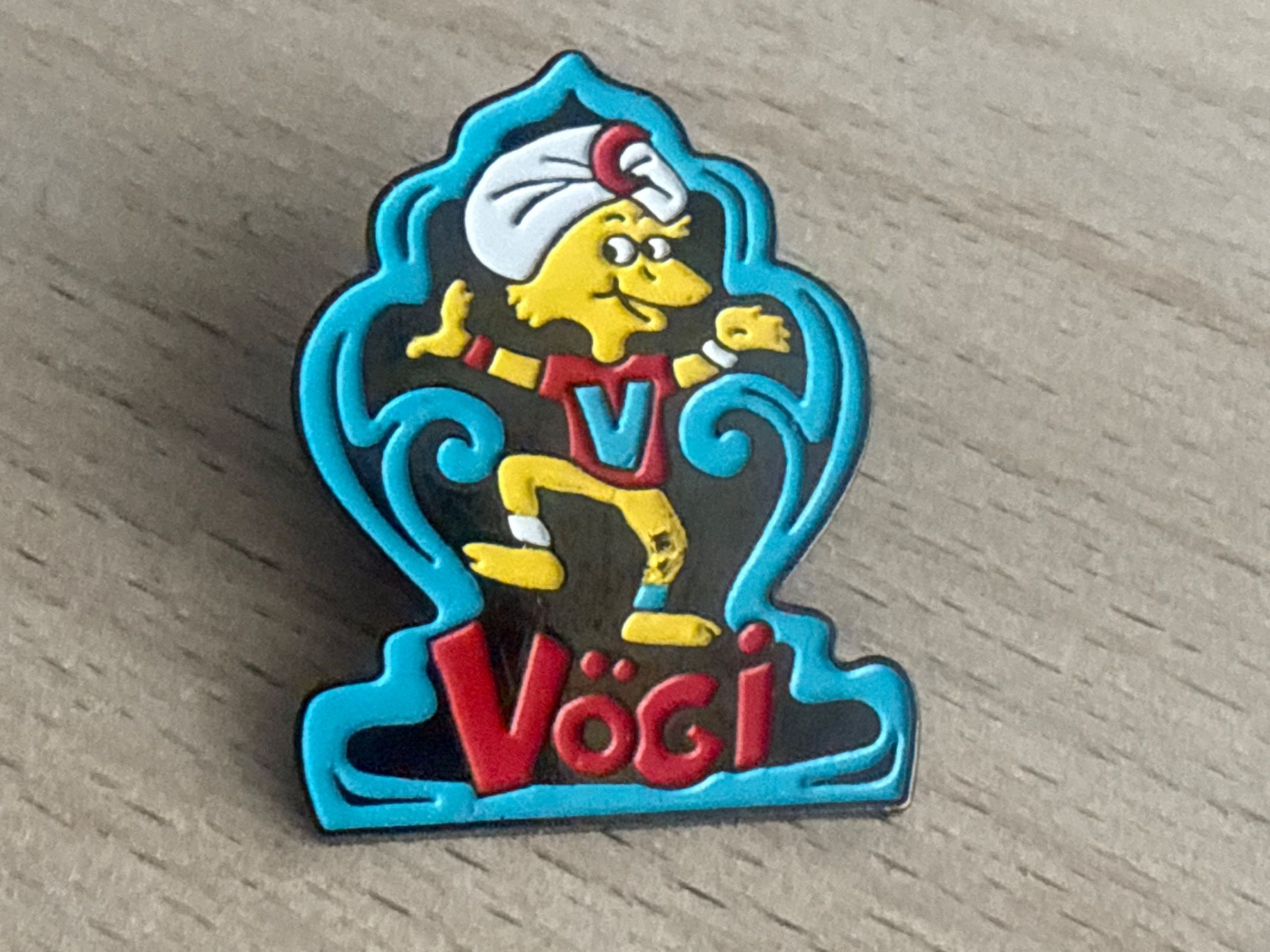 Placchette & Badge: Pin Vögi – Usato da Glattbrugg venduto da Schweigmatt