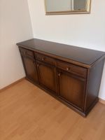 Sideboard dunkles Holz 3 Tueren 3 Schübe guter Zustand