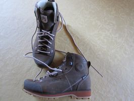 Trekkingschuhe für Damen Marke DOLOMITE, Gr. 36 2/3