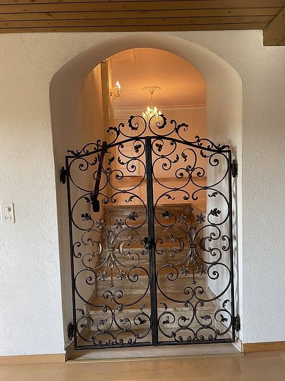 Porte: Schmiedeisentor – Usato da Oeschgen venduto da Flower030