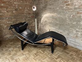 LC4 Style Chaiselongue – Replik – Leder dunkelblau