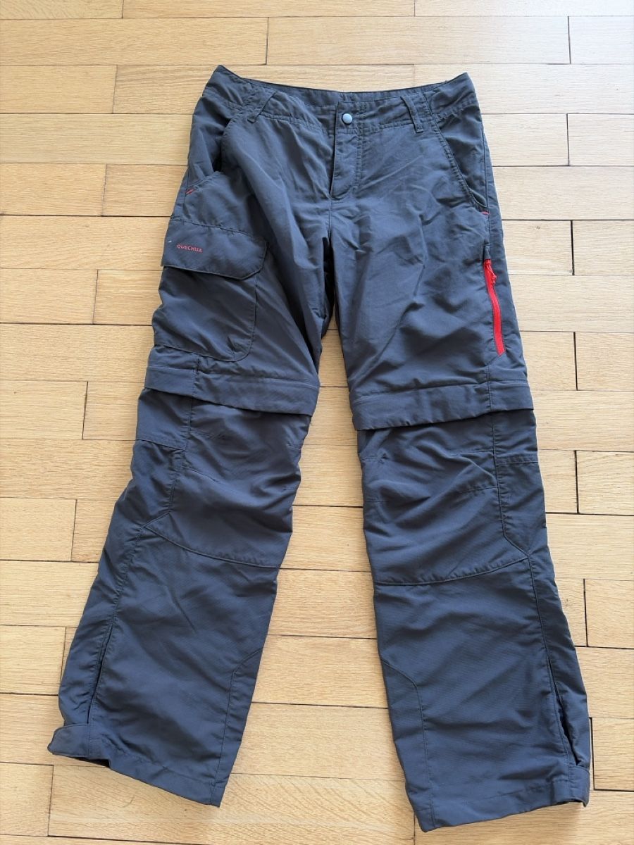 Decathlon Pantalons: Quechua Wanderhose Grau Grösse 152 Neu!!!! – Neuf avec emballage d'origine à Oberentfelden par Elifant